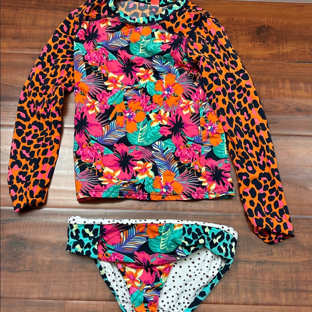 Colorful Floral and Leopard Rash guard Set-Great condition!